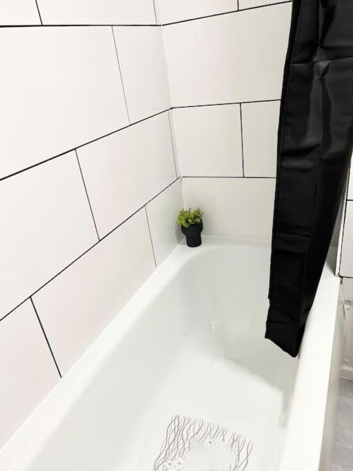 Gorgeous Flat 10 Min Walk To Stadium Free Parking London Luaran gambar